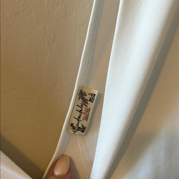 Free people White Plunge V-Neck Sleeveless Bodysuit XL - Picture 4 of 7